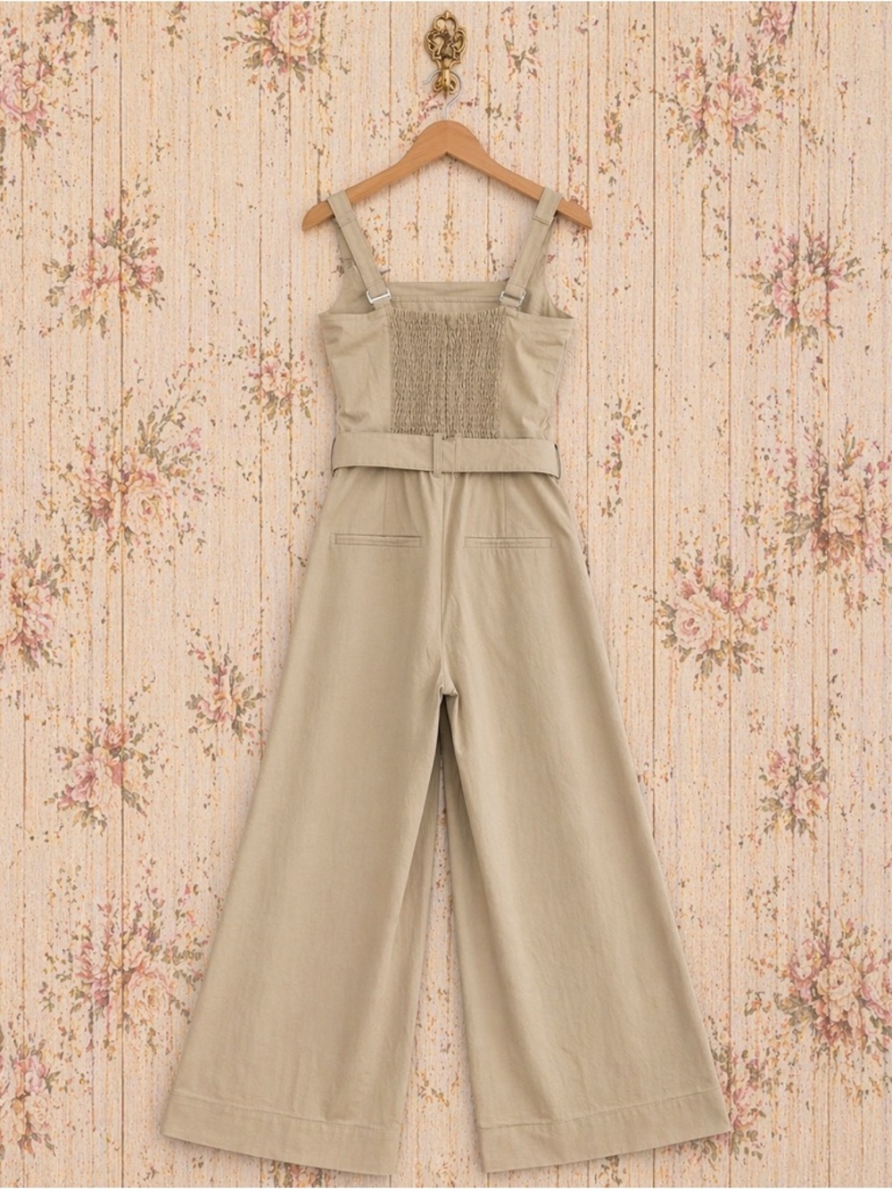 Abercrombie & Fitch Wide-Leg Sleeveless Jumpsuit in Khaki M - Picture 2 of 5